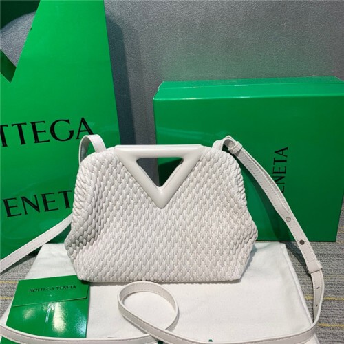 BOTTEGA VENETA 보테가 트라이앵글백 B55668