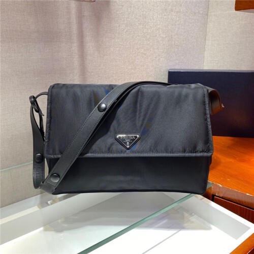 PRADA 프라다 나일론 메신져백 1BD255