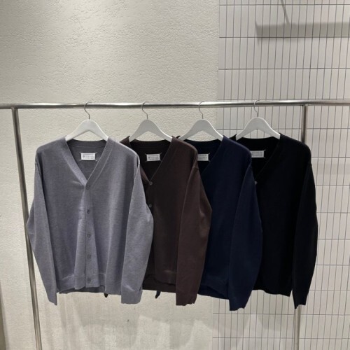 Maison Margiela 메종 마르지엘라 스티치 브이넥 가디