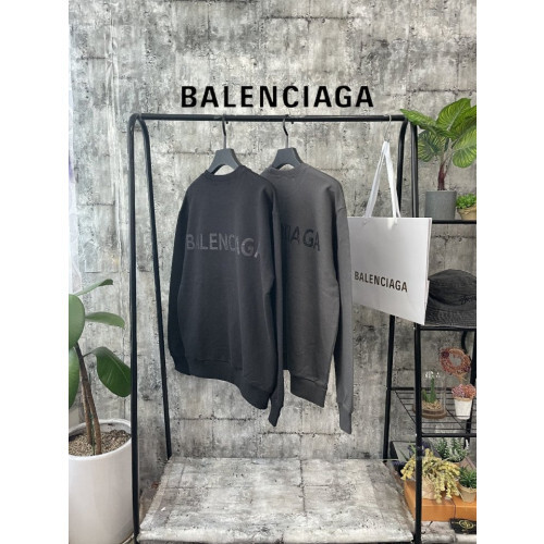 BALENCIAGA 발렌시아가 글리터로고 맨투맨