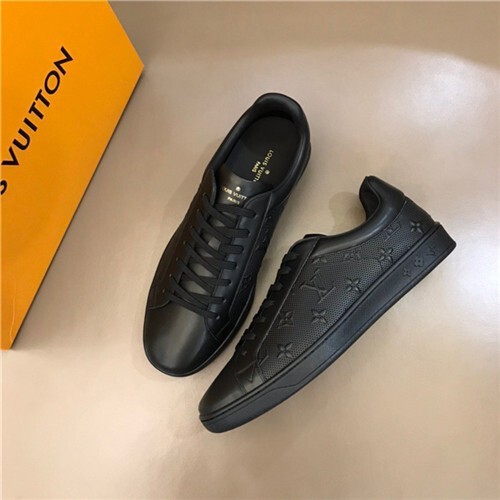 Louis Vuitton 루이비통 남성용 스니커즈 L39909-2