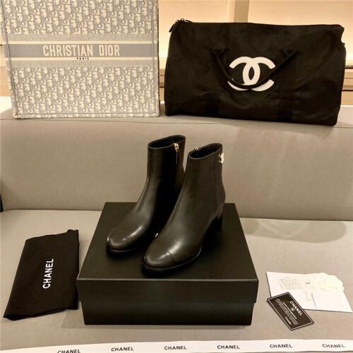 CHANEL 샤넬 여성용 부츠 C010280-2