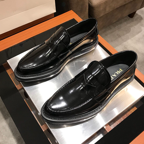 PRADA 프라다 로퍼